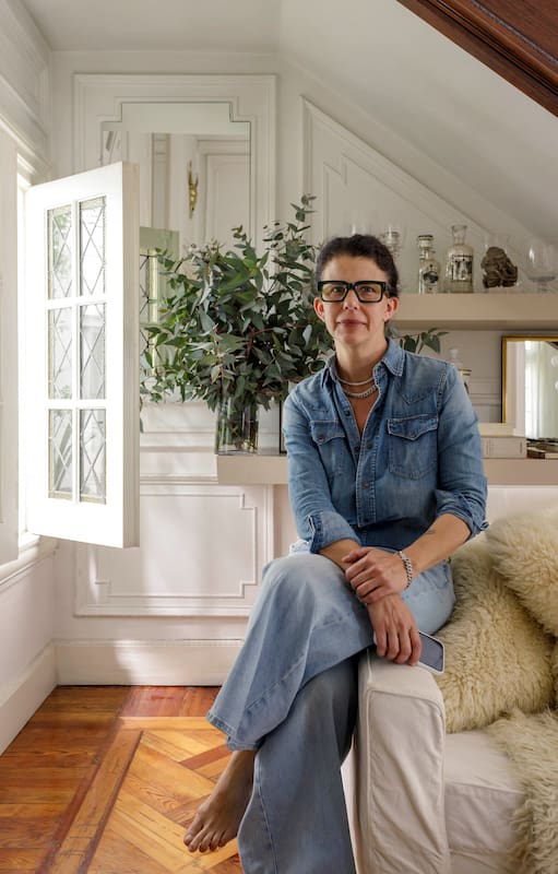 La diseñadora Carolina Aubele nos invita a recorrer su casona de 1923 en Belgrano R