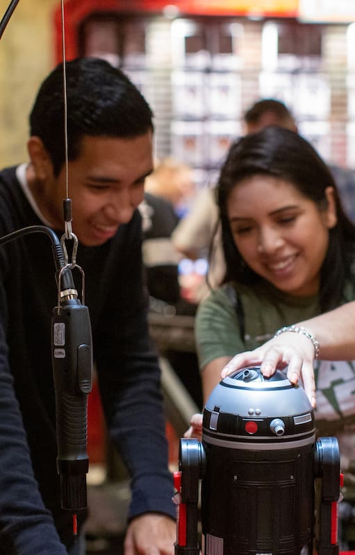 En un parque muy, muy lejano: la nueva atracción de Star Wars en Disneylandia