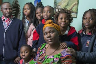 Martine escapó de Congo y ahora vive en Martín Coronado con su marido y 10 hijos