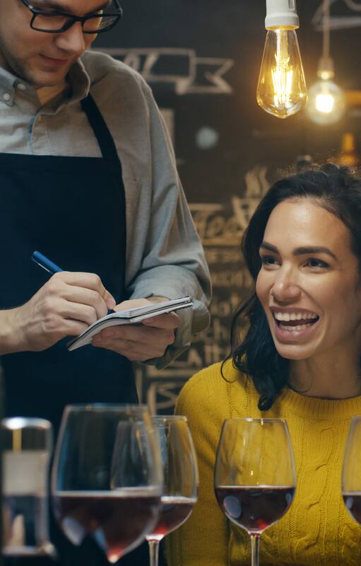 Los 10 tipos de clientes que más odian quienes trabajan en bares y restaurantes