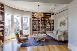 Un espectacular piso sobre Libertador, reformado para adaptarse a la dinámica de sus nuevos dueños