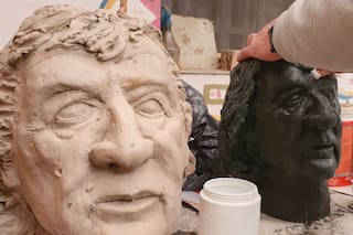 El mito. Fútbol, arte y homenaje: la escultura que eternizará al "Trinche"