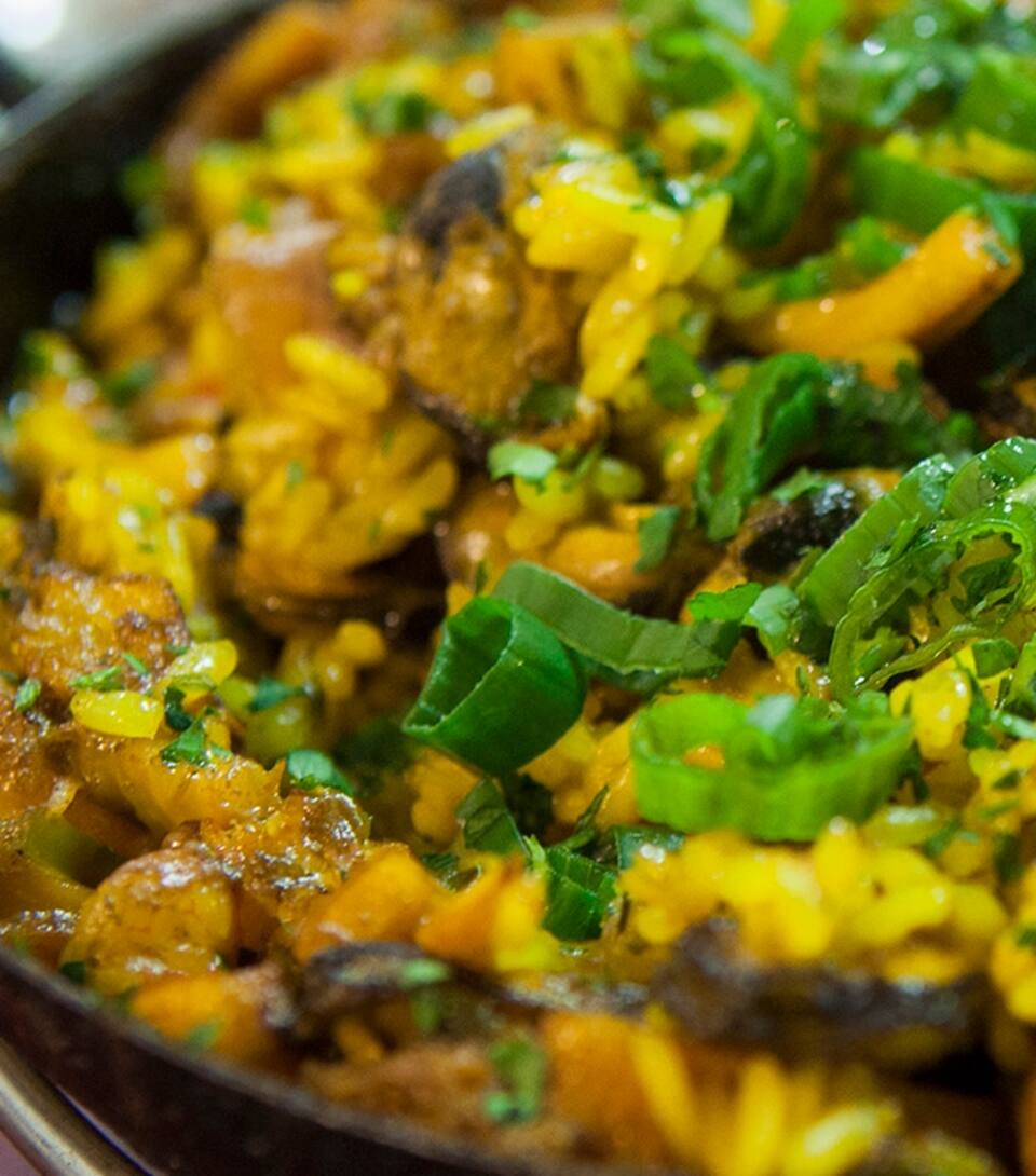 Paella, fish and chips y cocina amazónica: 3 propuestas para ir a comer pescado
