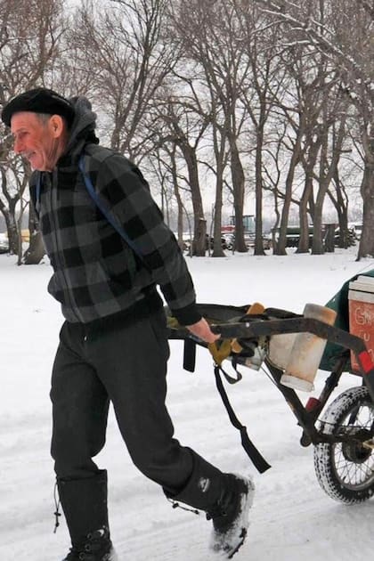 Hazaña: con más de 60 años, caminó en soledad de Ushuaia a Canadá