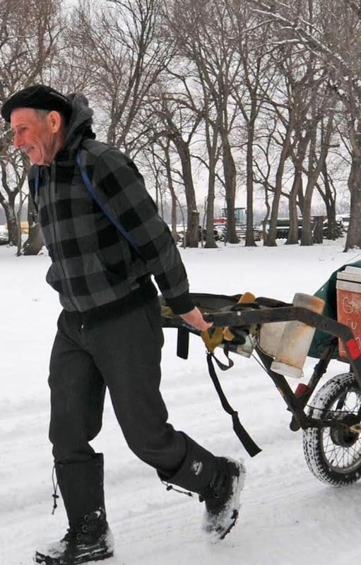 Hazaña: con más de 60 años, caminó en soledad de Ushuaia a Canadá