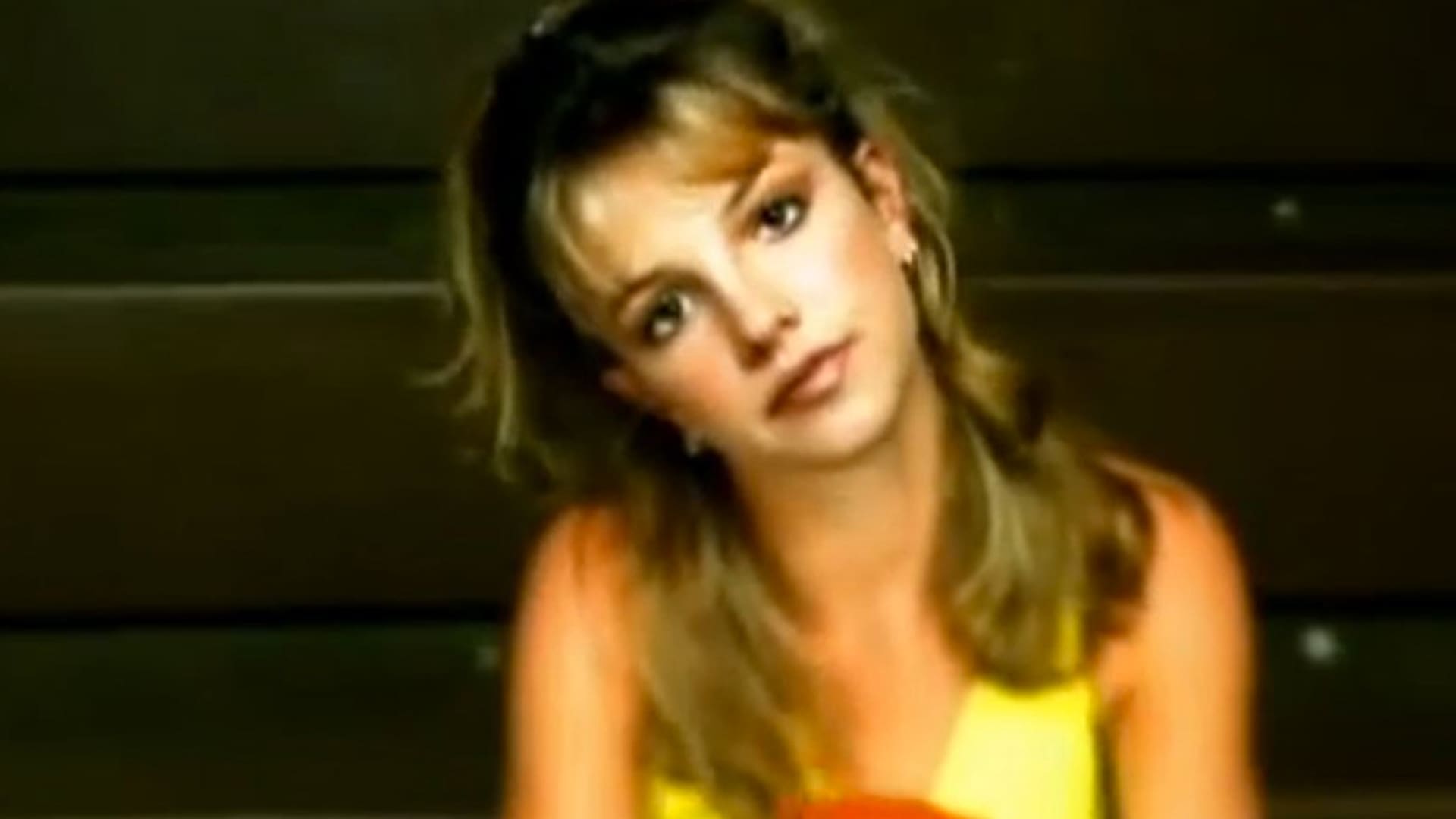 Premios MTv 1999 revelación por Baby one more time
