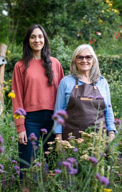 El emprendimiento de madre e hija que tiene como base de operaciones su propio jardín
