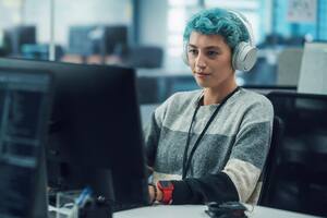 6 trabajos que la Inteligencia Artificial está creando y qué tipo de preparación requieren