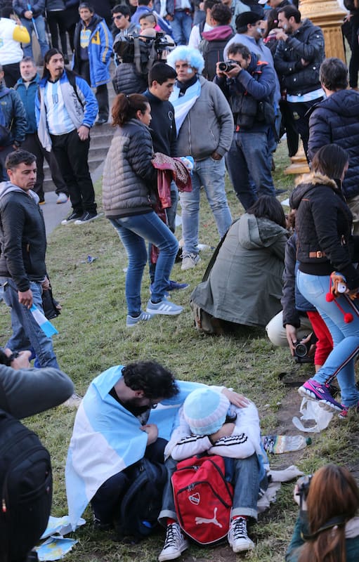 Argentina-Croacia, Mundial Rusia 2018: desazón absoluta entre los hinchas que vieron el partido en la pantalla gigante de Plaza San Martín