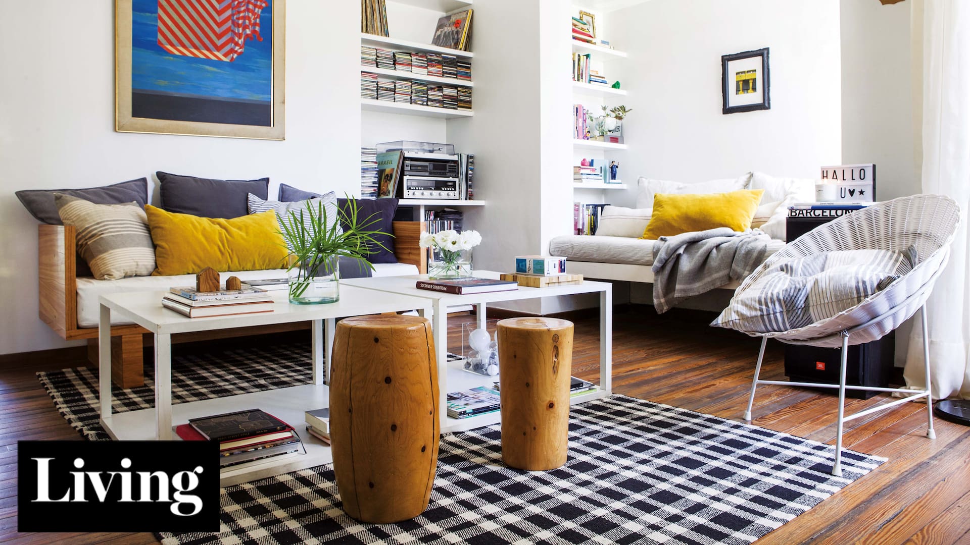 A prueba del tiempo: Colores alegres sobre una base neutra en la práctica casa de una pareja joven