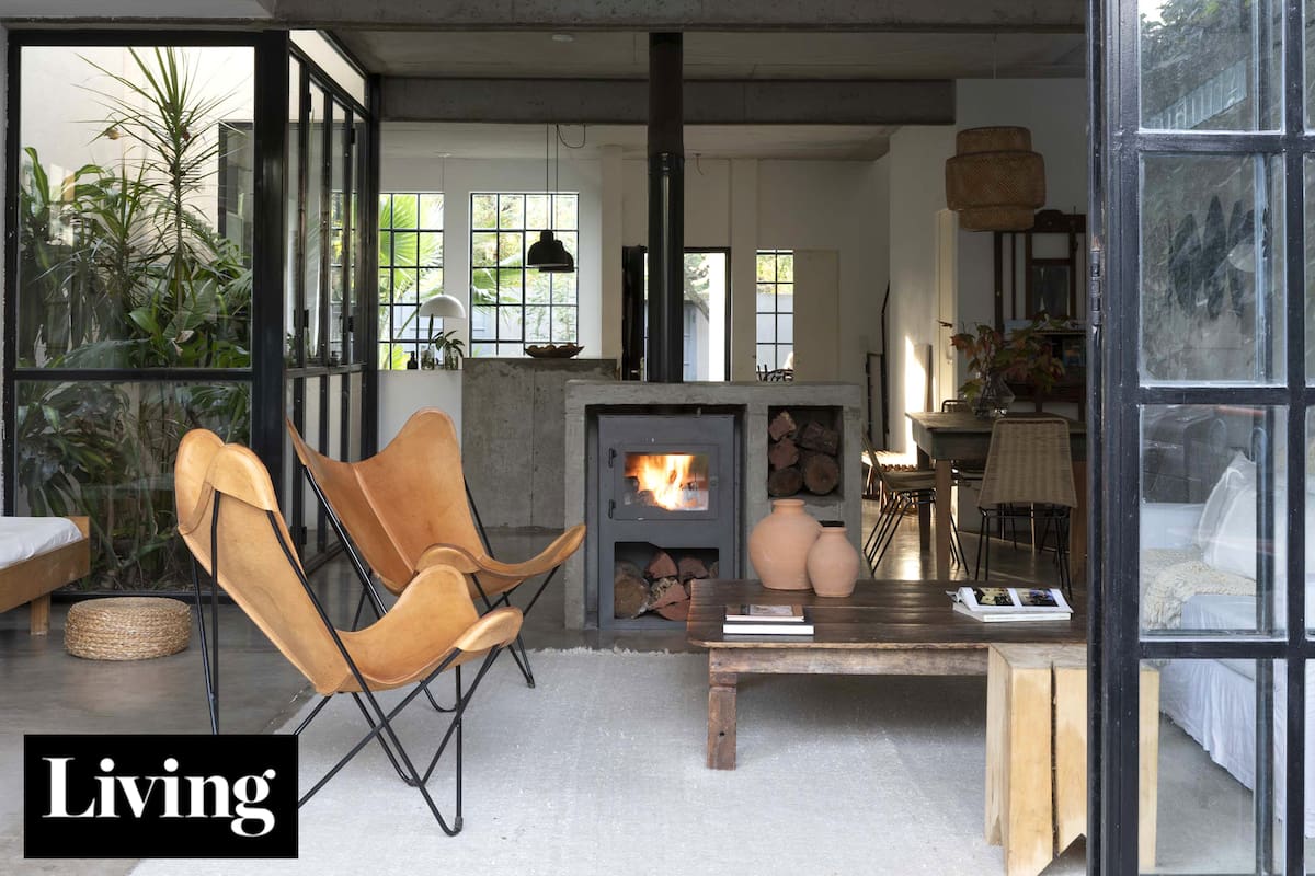 Primera casa: Un “loft con jardín” de hormigón y vidrio repartido que cumplió todas las fantasías de sus dueños