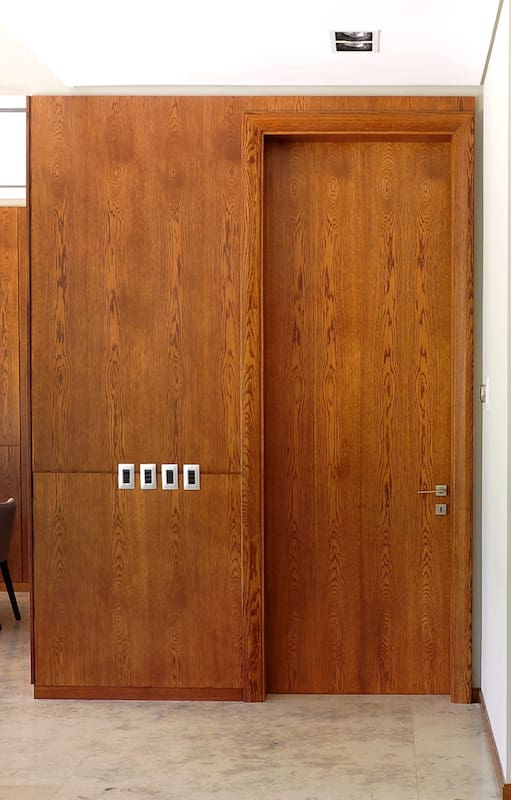Puertas que decoran: cómo elegir la adecuada para tu hogar