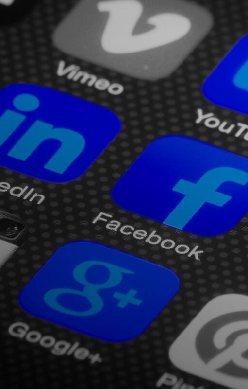 Redes sociales: quince (15) pautas para la práctica responsable en LA NACION