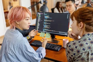 Las empresas de IA prometen que se trabajará menos, pero sus empleados dicen que tienen jornadas de 90 horas semanales