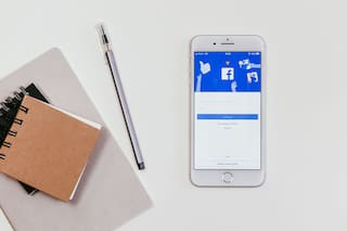 Esto es todo lo que Facebook dice que guarda sobre vos
