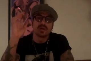 Polémica. Reapareció Osvaldo: un comunicado con rock, cigarrillo y un estreno