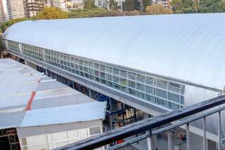Los que pierden con el viaducto: ya no tienen vista abierta ni intimidad