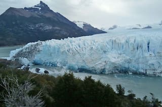 El glaciar Perito Moreno inició el proceso de ruptura más grande del siglo