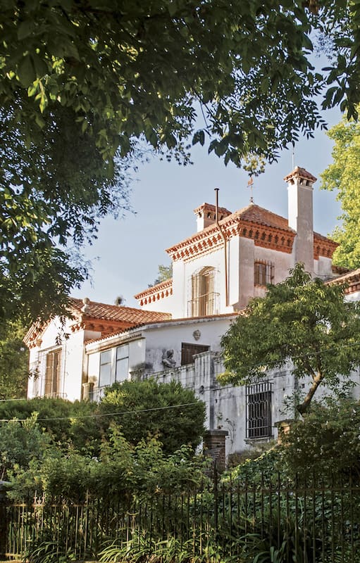 El paraíso está en las sierras y lo habitó Mujica Lainez