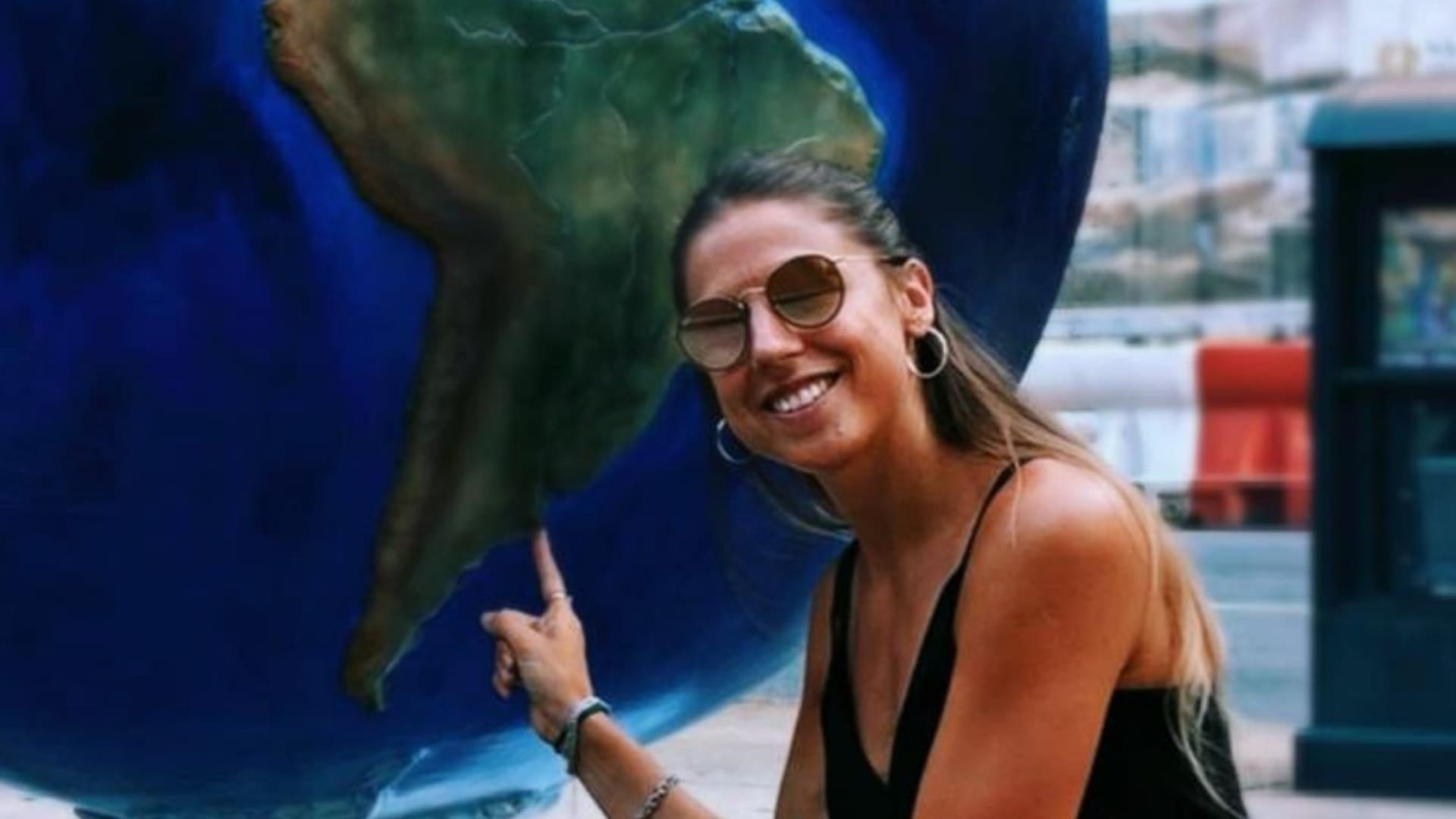 Se fue a Estados Unidos a trabajar como maestra y el sueldo le sobra: "En un año me compré diez pares de zapatillas"