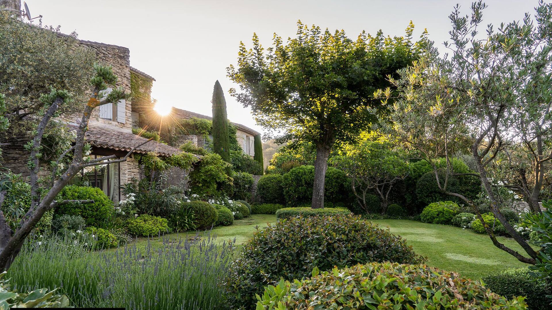 Cómo son los días en esta antigua casa de campo en la Provence