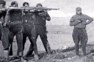 Sobre héroes y/o asesinos