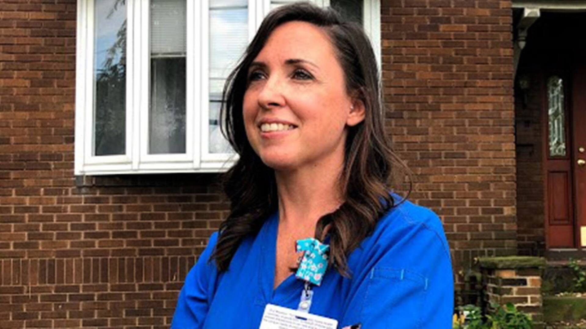 La ruta a la Casa Blanca: en los suburbios de Pittsburgh, una enfermera alienta el voto a Biden