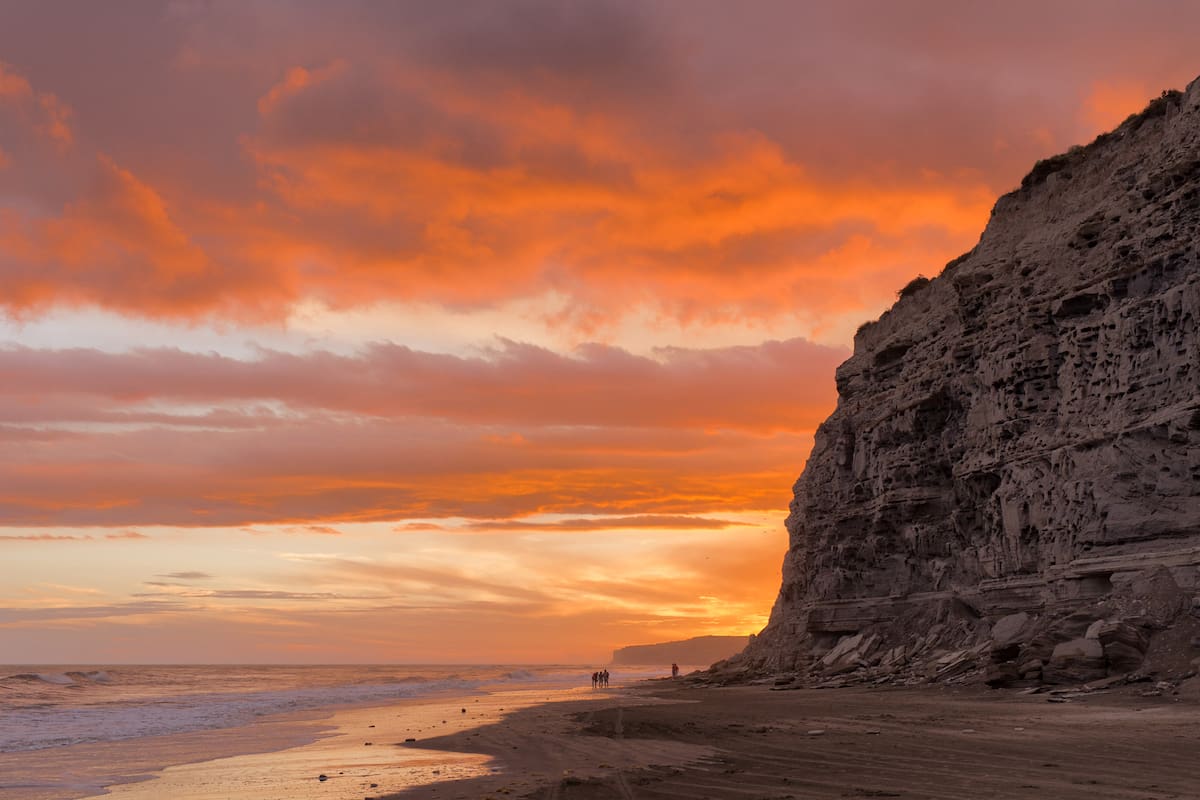 El Cóndor, la playa patagónica que nació por un histórico naufragio y un amor idílico