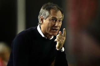 Ariel Holan busca afinar la puntería con los refuerzos de Independiente