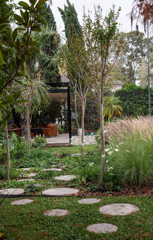 Paisajismo y arquitectura: una casa en San Isidro se reforma y potencia su jardín