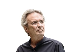 Oscar Martínez: "Tuve la fantasía de ser novelista"
