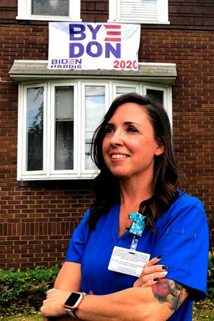 La ruta a la Casa Blanca: en los suburbios de Pittsburgh, una enfermera alienta el voto a Biden