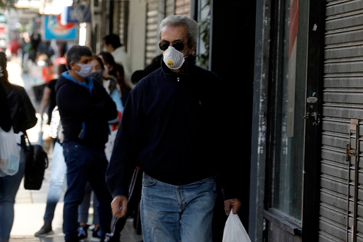 Coronavirus en la Argentina: una pausa en la cuarentena, con mucha gente en las calles de la Ciudad