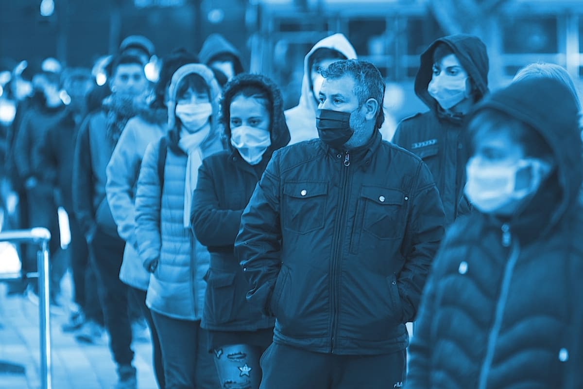 El país de los planes sociales: la mitad de los argentinos recibe al menos uno