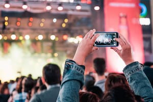 Los celulares están arruinando los conciertos