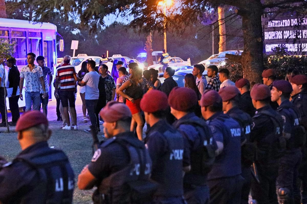 En la noche de Villa Gesell se reconoce que "estaba todo medio descontrolado"