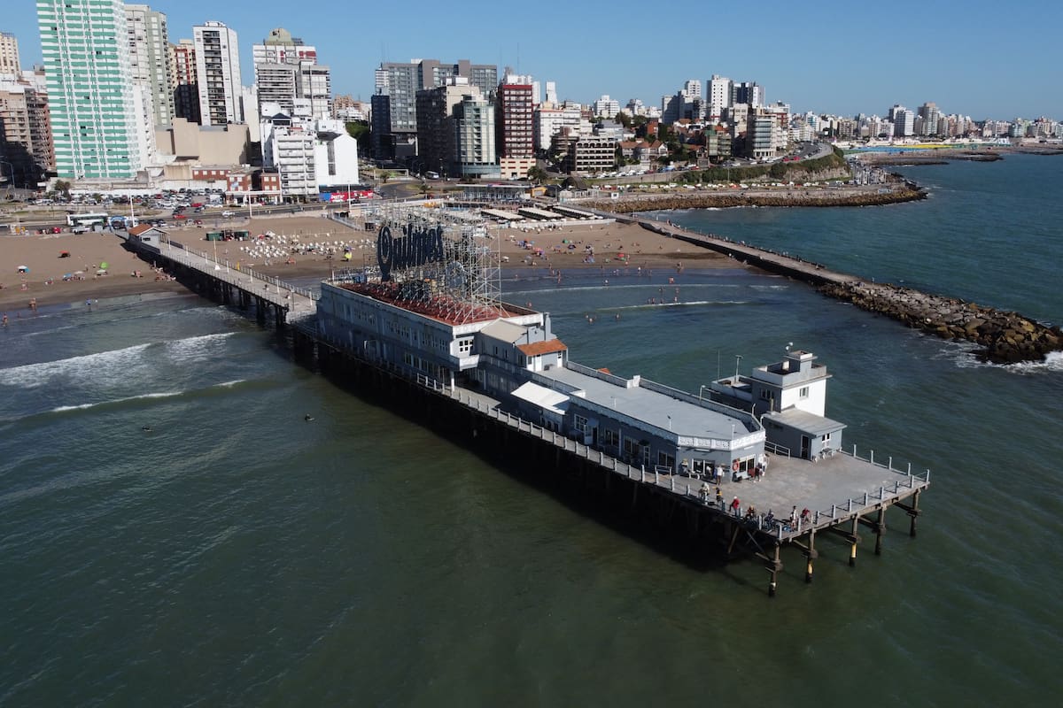 El centenario muelle que construyó un grupo de pescadores pioneros, fue vidriera de múltiples marcas y se convirtió en ícono