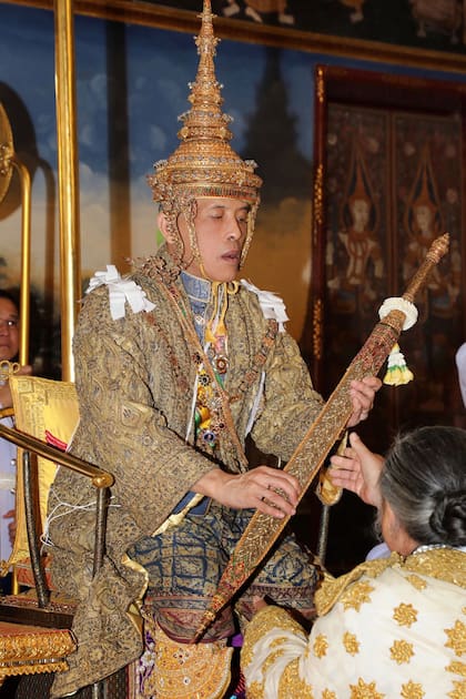En fotos: la fastuosa coronación del rey de Tailandia