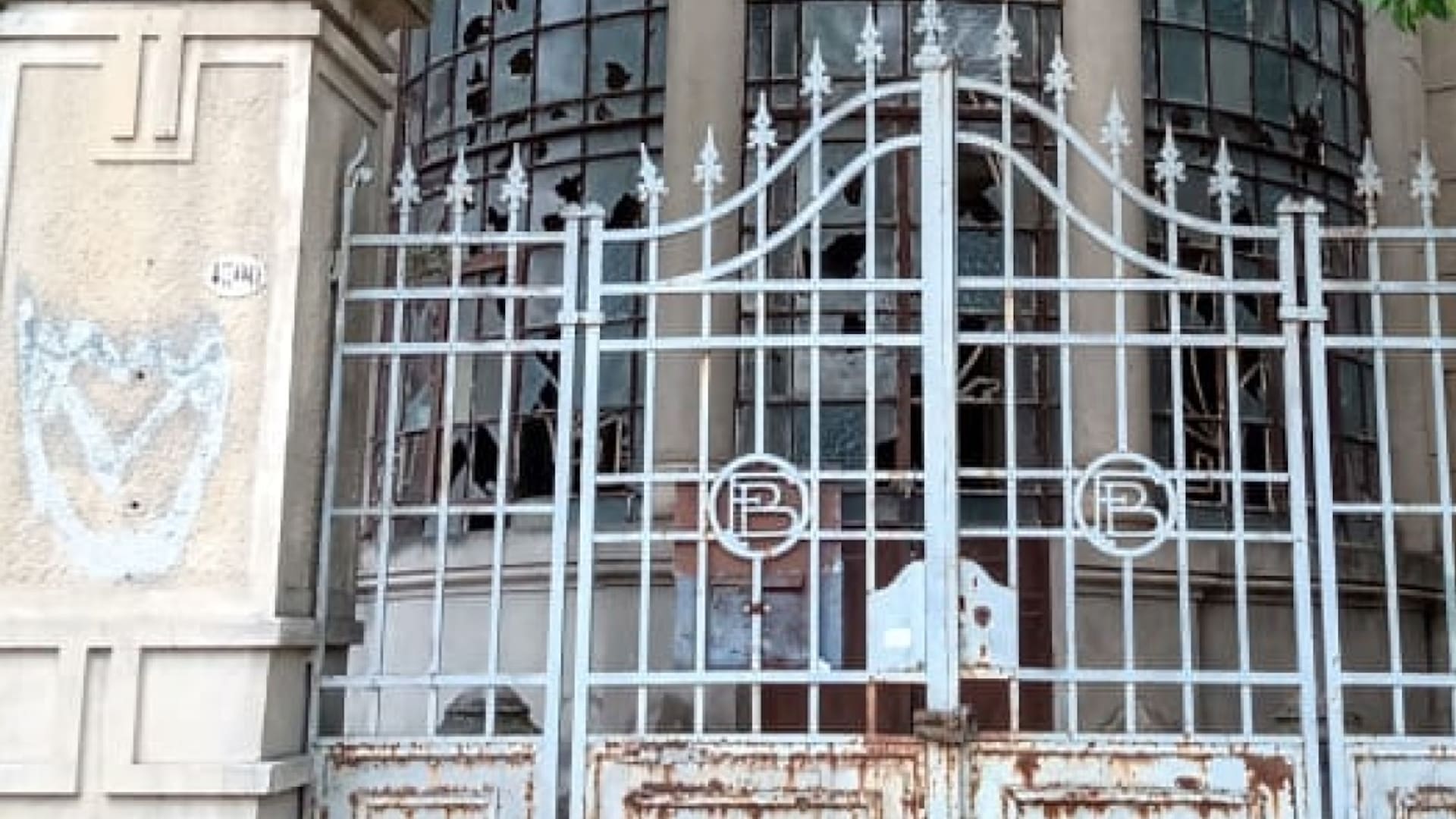Abandonada y destruida: la casa que perteneció a un dirigente clave de la UCR