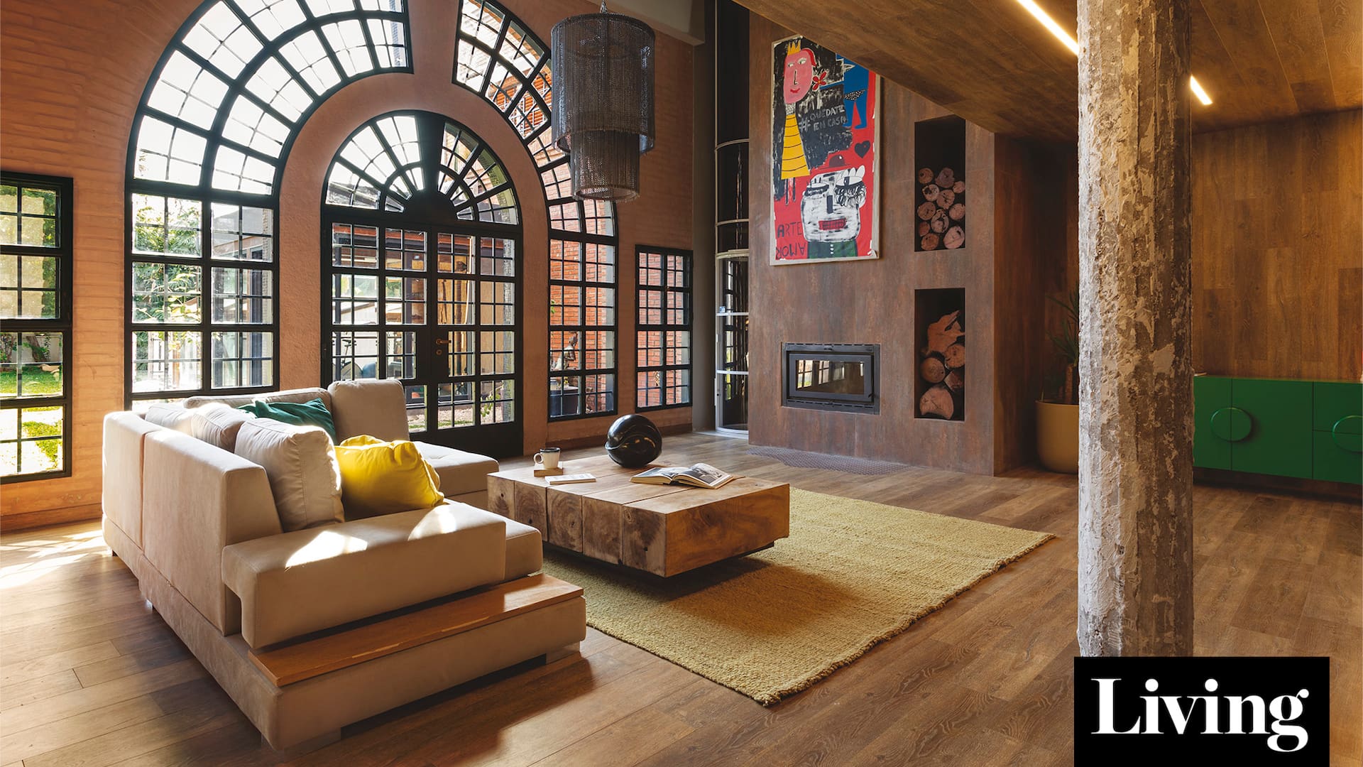 Nueva etapa: Transformó el hogar de su infancia en una casa moderna, con espacios integrados y estilo industrial