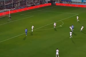 A 20 minutos del final del partido, Tadeo Allende marcó un golazo que le dio vida a Godoy Cruz; luego, el Tomba completó la remontada