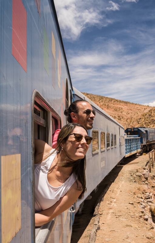 A 50 años de su primer viaje, el legendario tren sigue operando en un trayecto de una hora que depara muchas emociones.