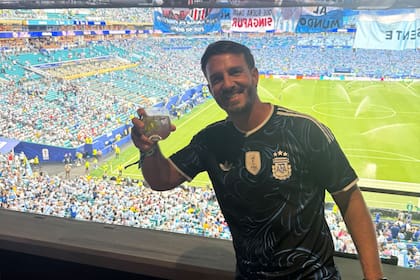 “A aquellos que sueñan con alcanzar metas y desean migrar, les digo que se animen, que no es fácil, pero que se animen. Todo lo que cuesta vale la pena".