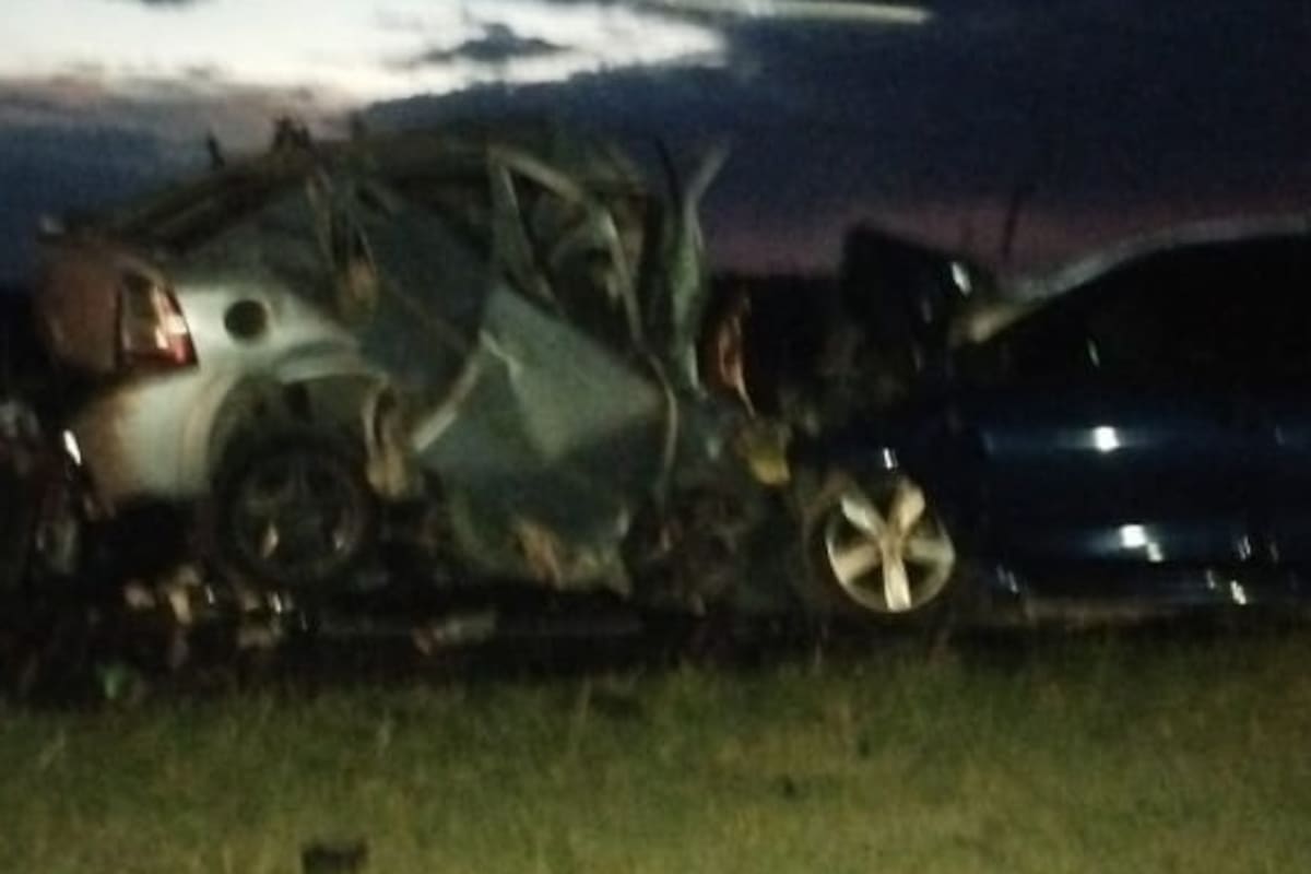A bordo de un auto iba un hombre de 70 años, mientras que en el otro iba un matrimonio con sus dos hijos.