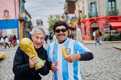 A cambio, el doble de Maradona recibió una banana