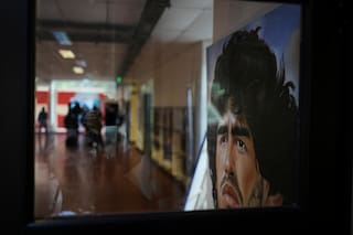A cinco años de su muerte, una universidad argentina abre sus aulas para estudiar a Maradona