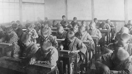 A comienzos del siglo XX se abrieron muchas escuelas especializadas en ábaco en Japón.