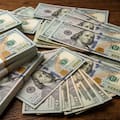 ¿A cuánto cotiza el dólar oficial y el blue este viernes 21 de agosto?