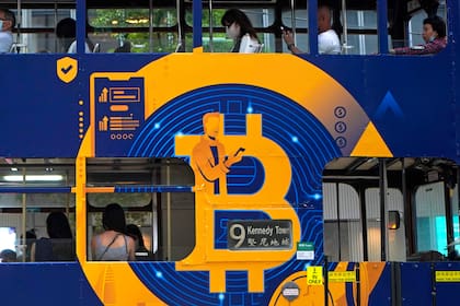 A cuánto está el bitcoin en pesos hoy (AP Foto/Kin Cheung, Archivo)