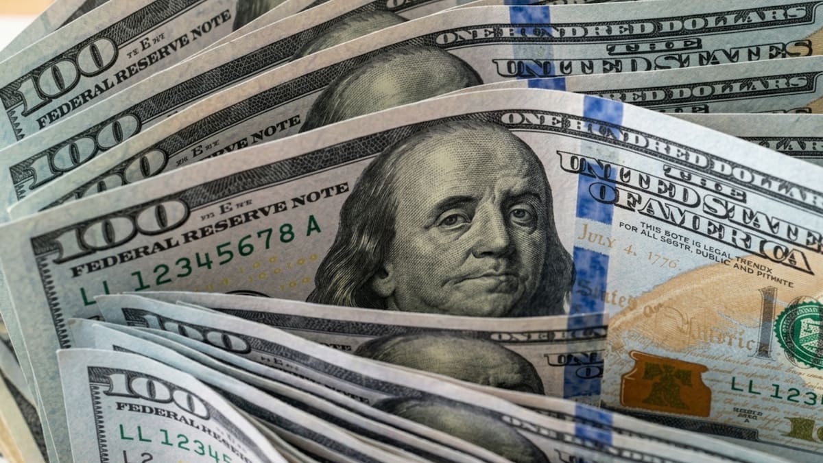 Dólar hoje e dólar azul AO VIVO: Quanto custa a negociação oficial e qual o preço paralelo nesta quinta-feira, 11 de junho, minuto a minuto